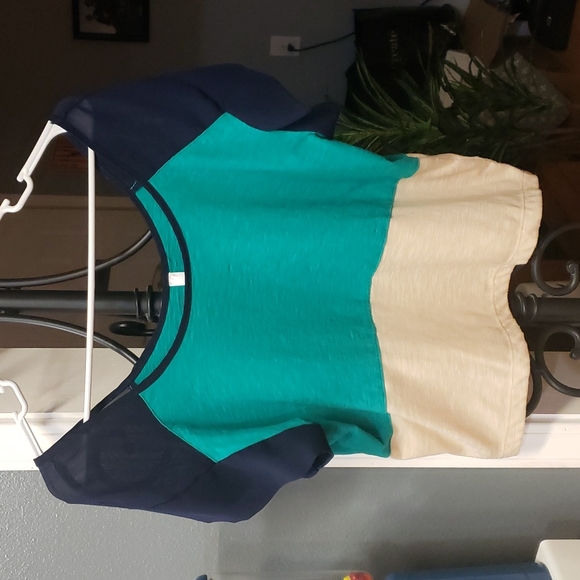 M Target Cropped Summer Blouse. - Picture 1 of 5